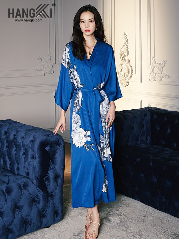 VCH211 - Áo Choàng Ngủ Lụa