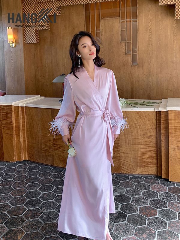 VCHG50 - Choàng ngủ lụa tay bo lông