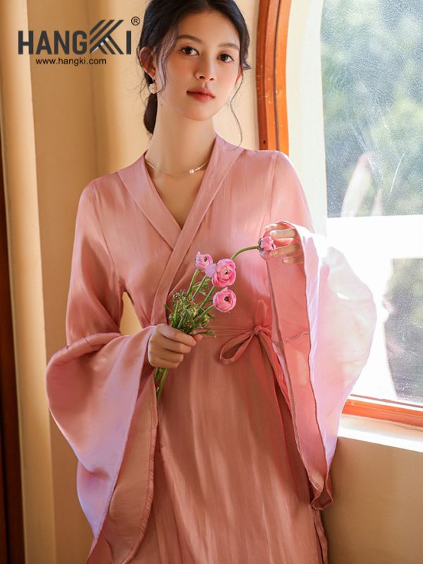 VCHG62 - Choàng ngủ lụa dài tay loe