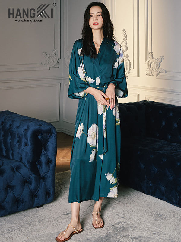 VCH202 - Áo Khoác Ngủ Nữ