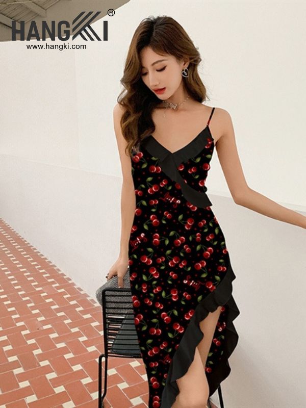 Váy ngủ lụa xẻ bèo
